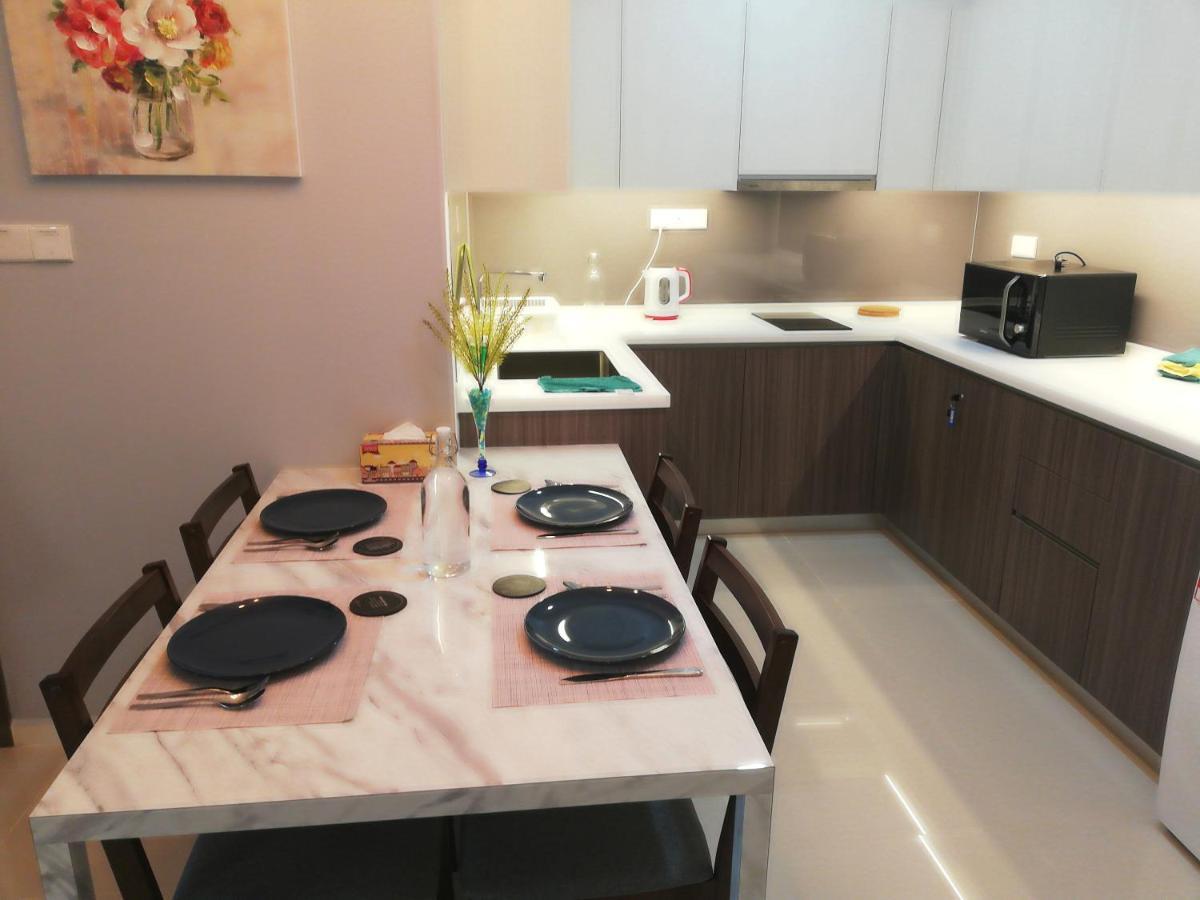 Suasana Jb At Jb Center Luxury Modern & Rustic 1Br Apt For Bussiness,Vacation Trips Johor Bahru Kültér fotó
